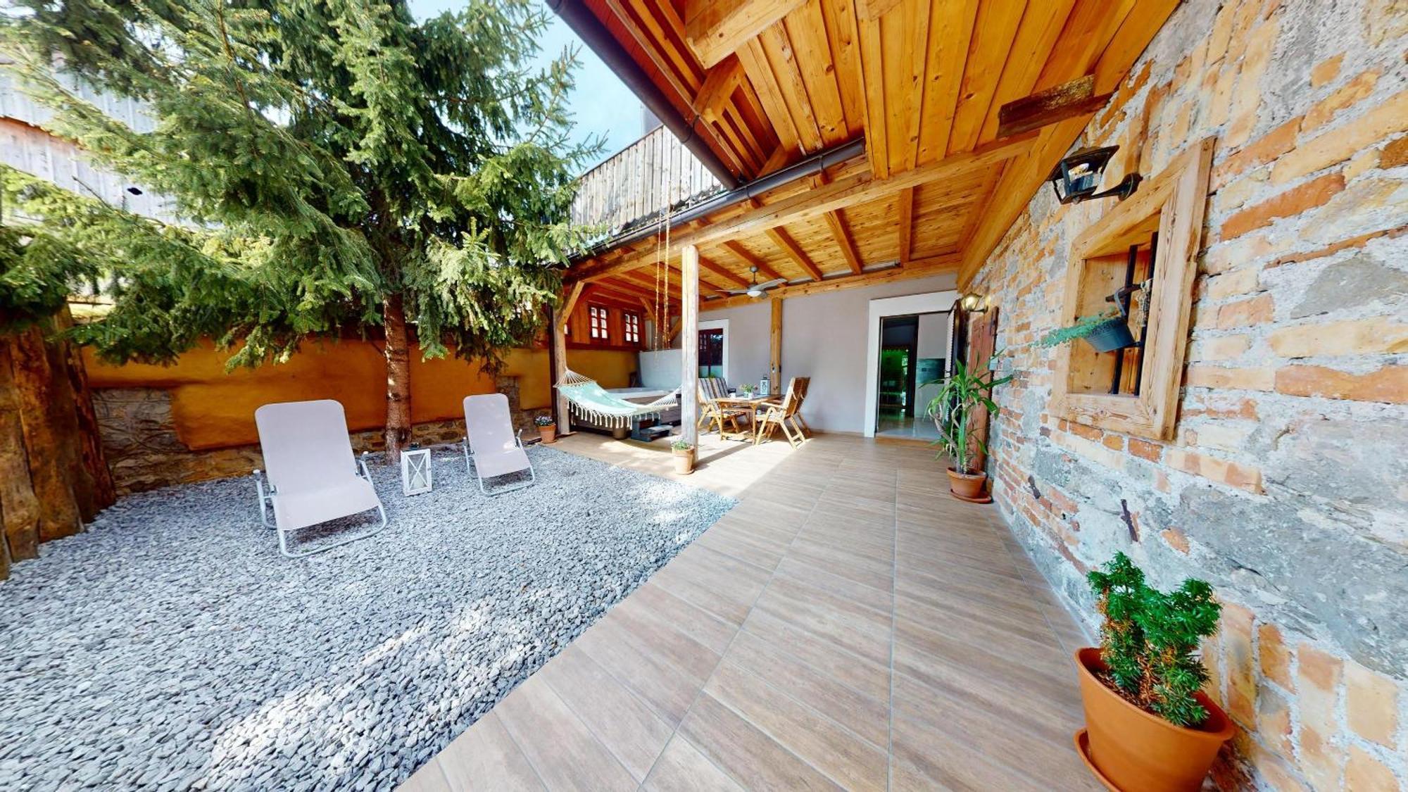 Resort Hisa Ida - Apartments With Hot Tub And Sauna Ivancna Gorica Buitenkant foto