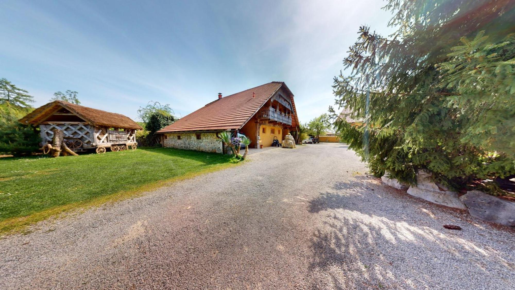 Resort Hisa Ida - Apartments With Hot Tub And Sauna Ivancna Gorica Buitenkant foto