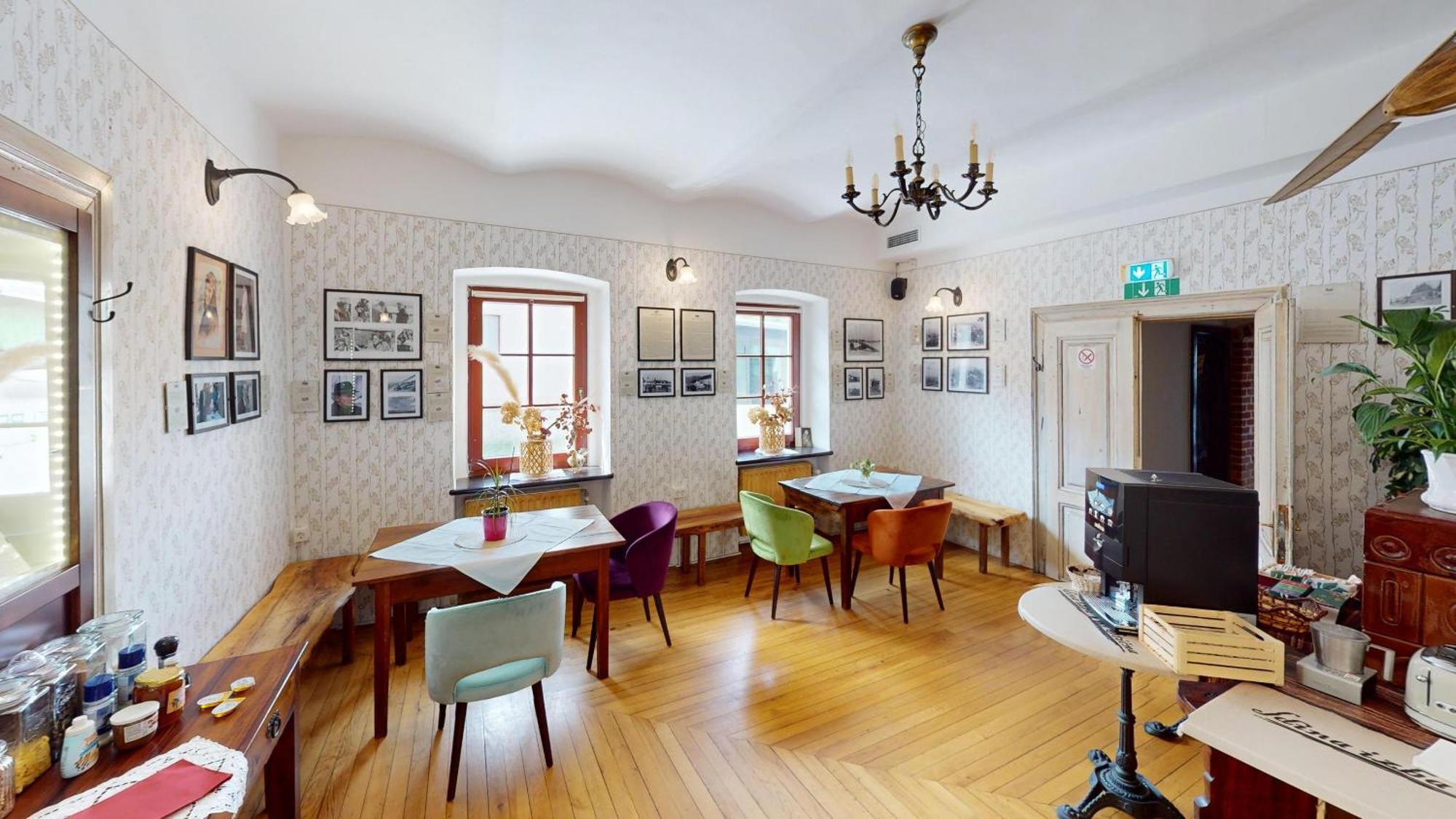 Resort Hisa Ida - Apartments With Hot Tub And Sauna Ivancna Gorica Buitenkant foto
