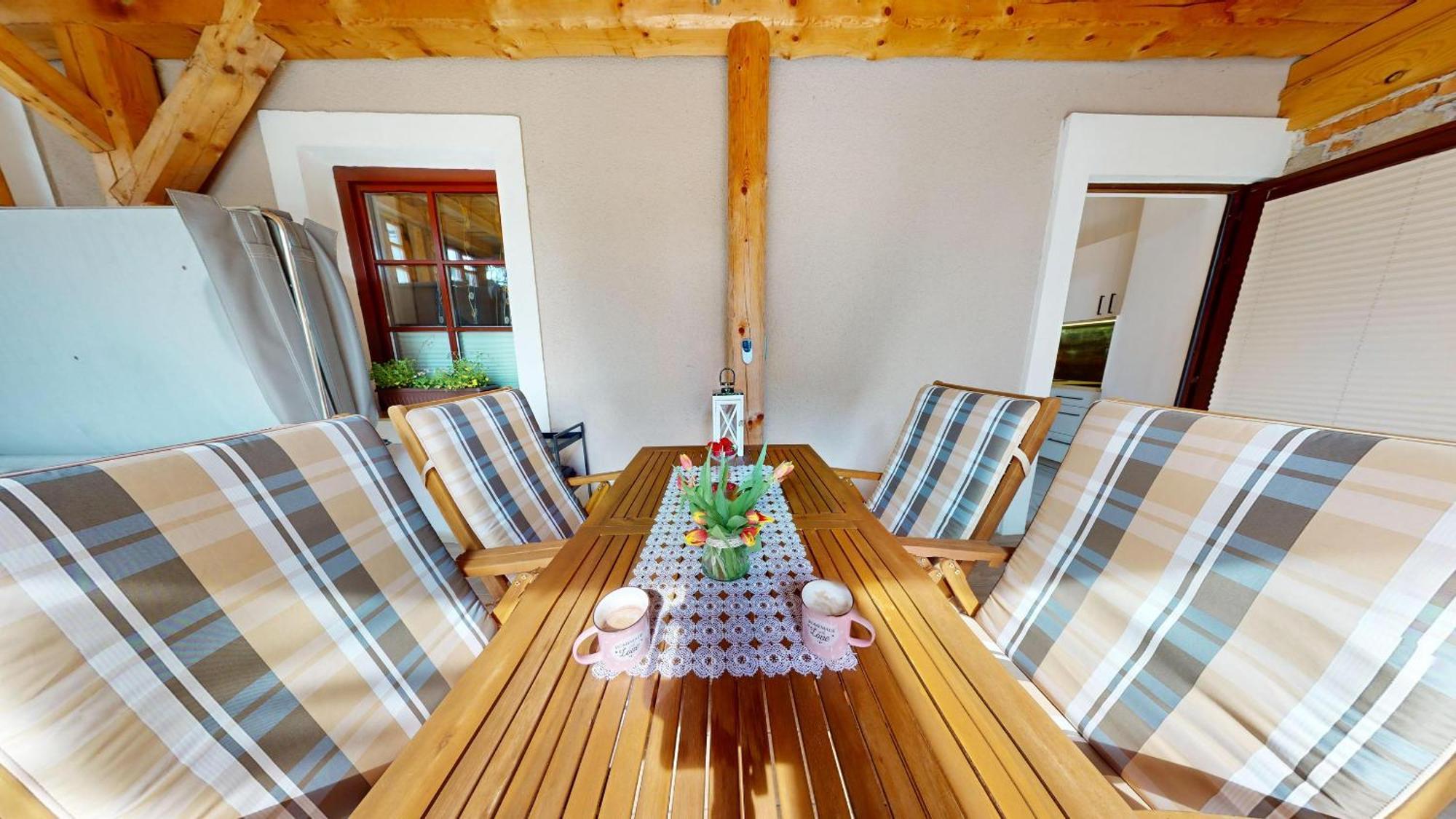 Resort Hisa Ida - Apartments With Hot Tub And Sauna Ivancna Gorica Kamer foto
