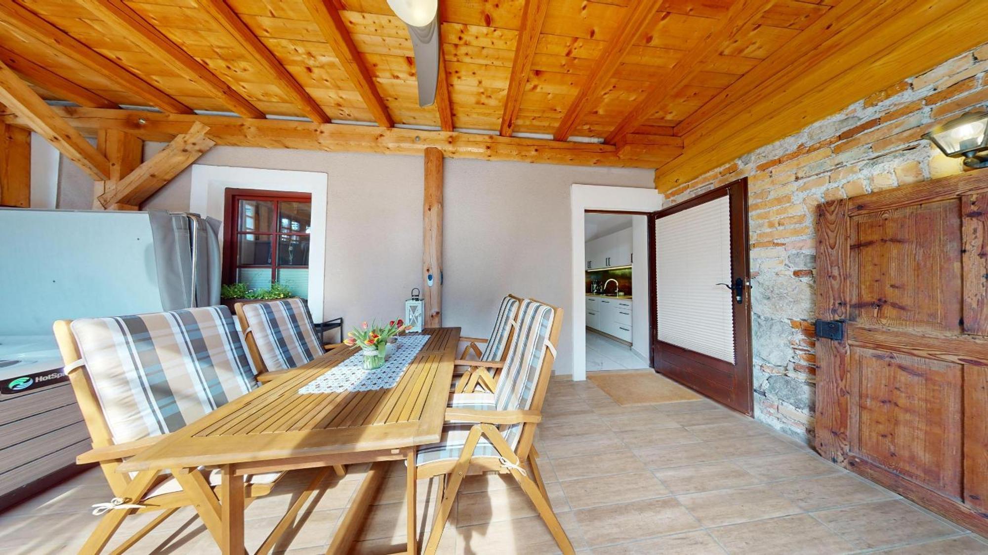 Resort Hisa Ida - Apartments With Hot Tub And Sauna Ivancna Gorica Kamer foto