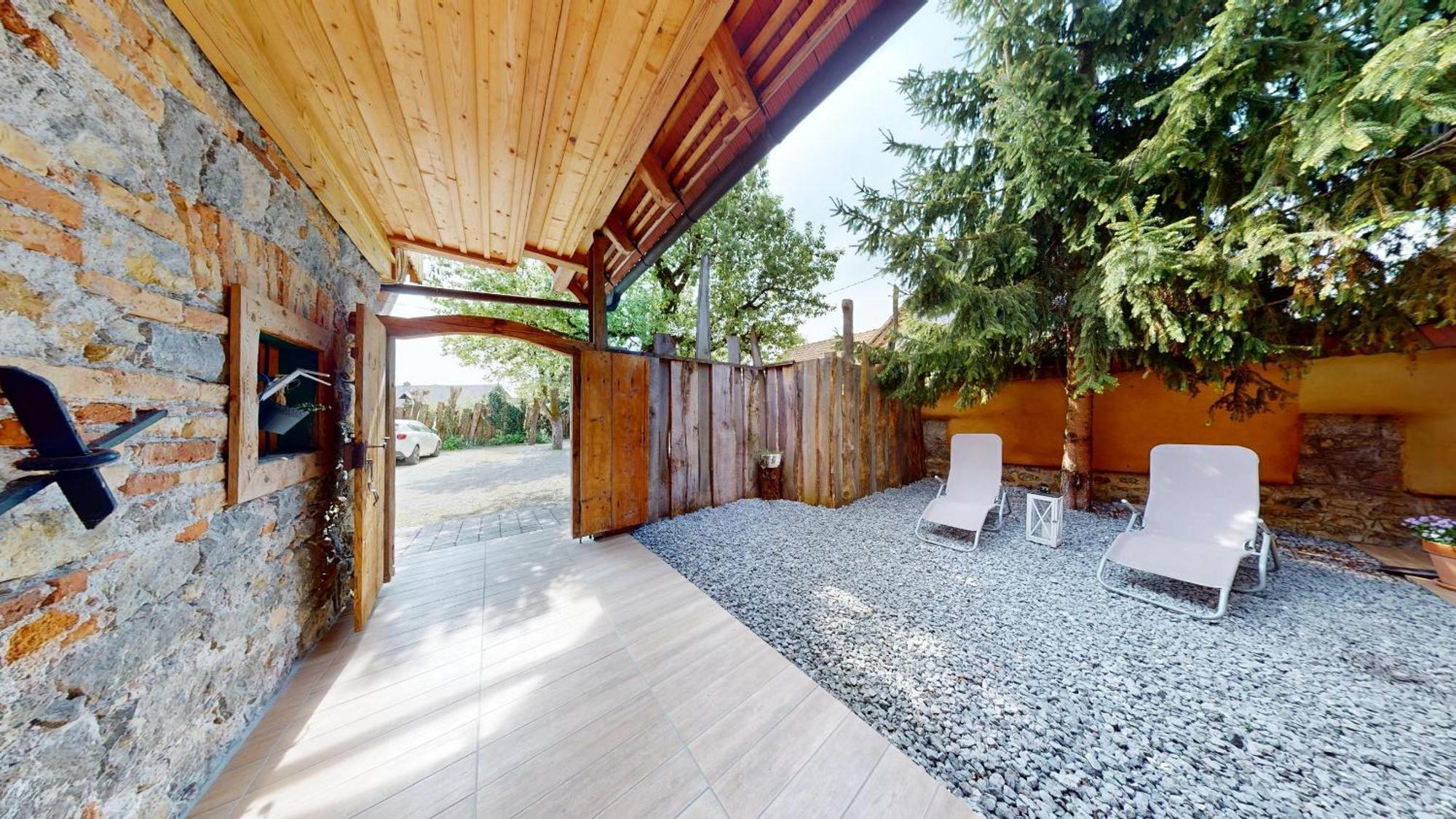 Resort Hisa Ida - Apartments With Hot Tub And Sauna Ivancna Gorica Kamer foto