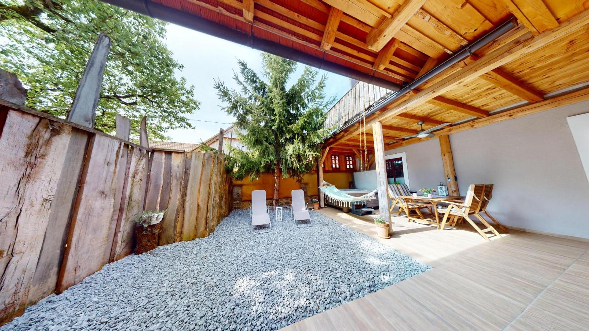 Resort Hisa Ida - Apartments With Hot Tub And Sauna Ivancna Gorica Kamer foto