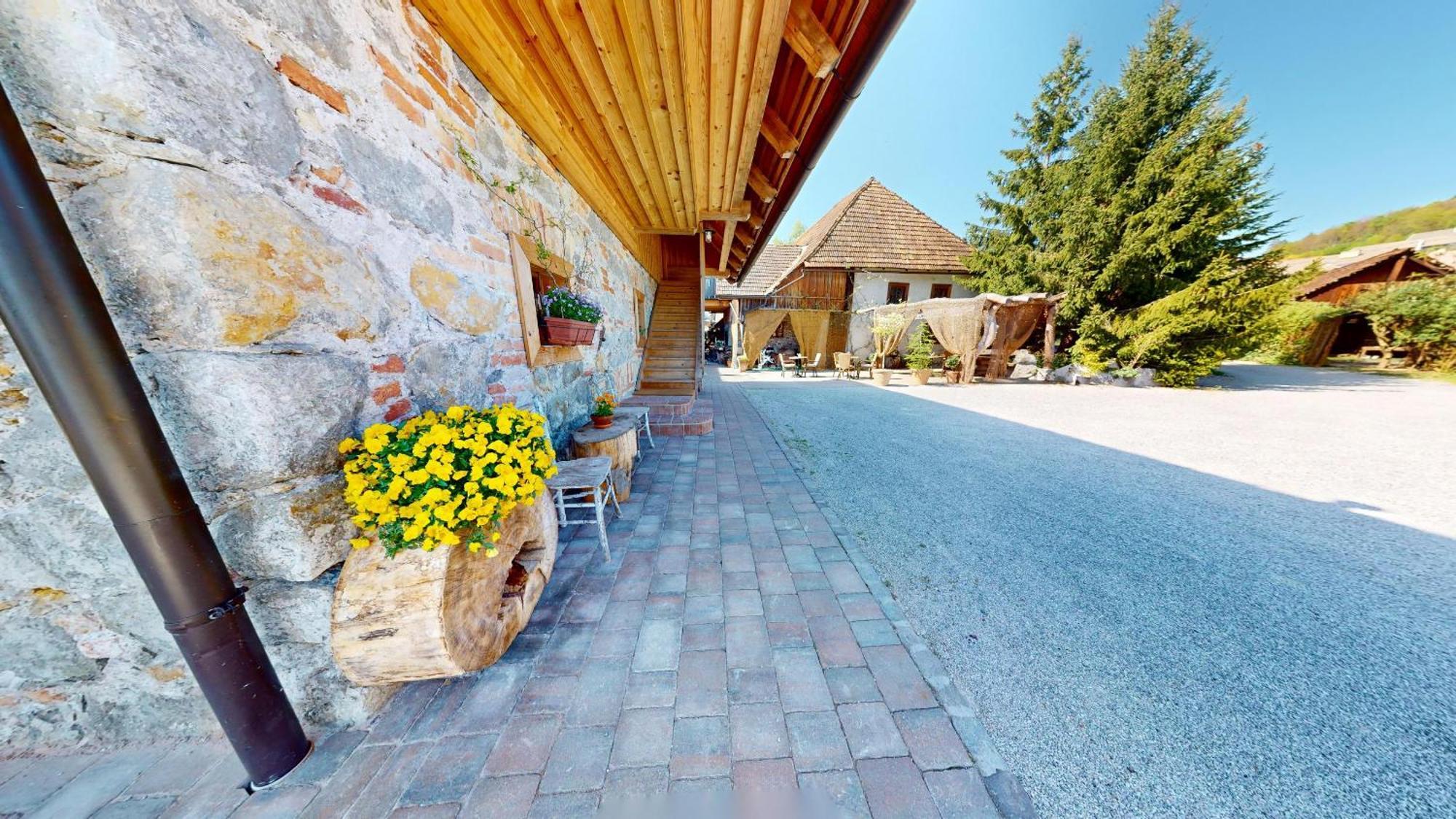 Resort Hisa Ida - Apartments With Hot Tub And Sauna Ivancna Gorica Kamer foto