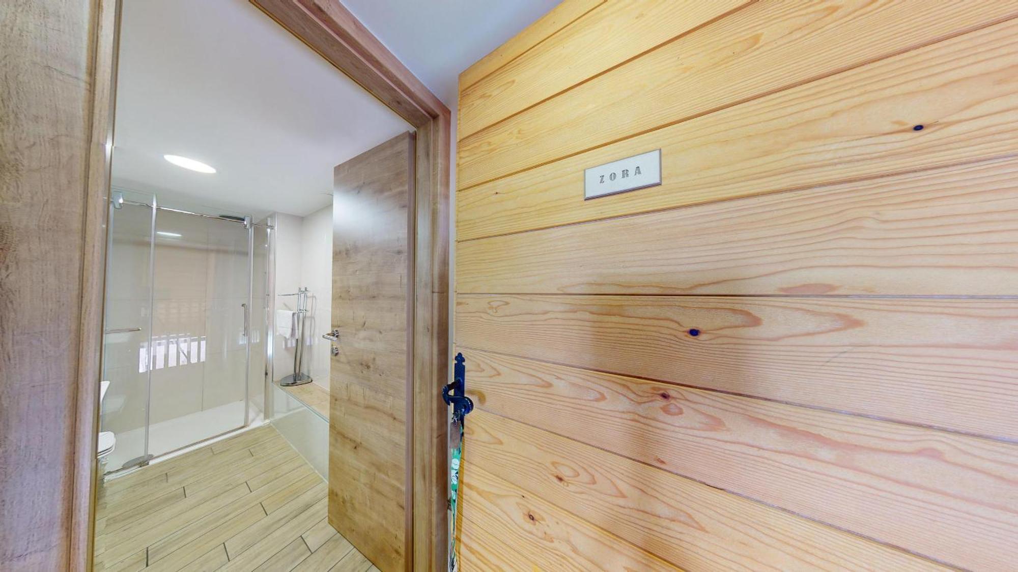 Resort Hisa Ida - Apartments With Hot Tub And Sauna Ivancna Gorica Kamer foto